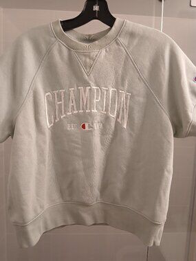 Champion Logo Short-sleeve Sweatshirt